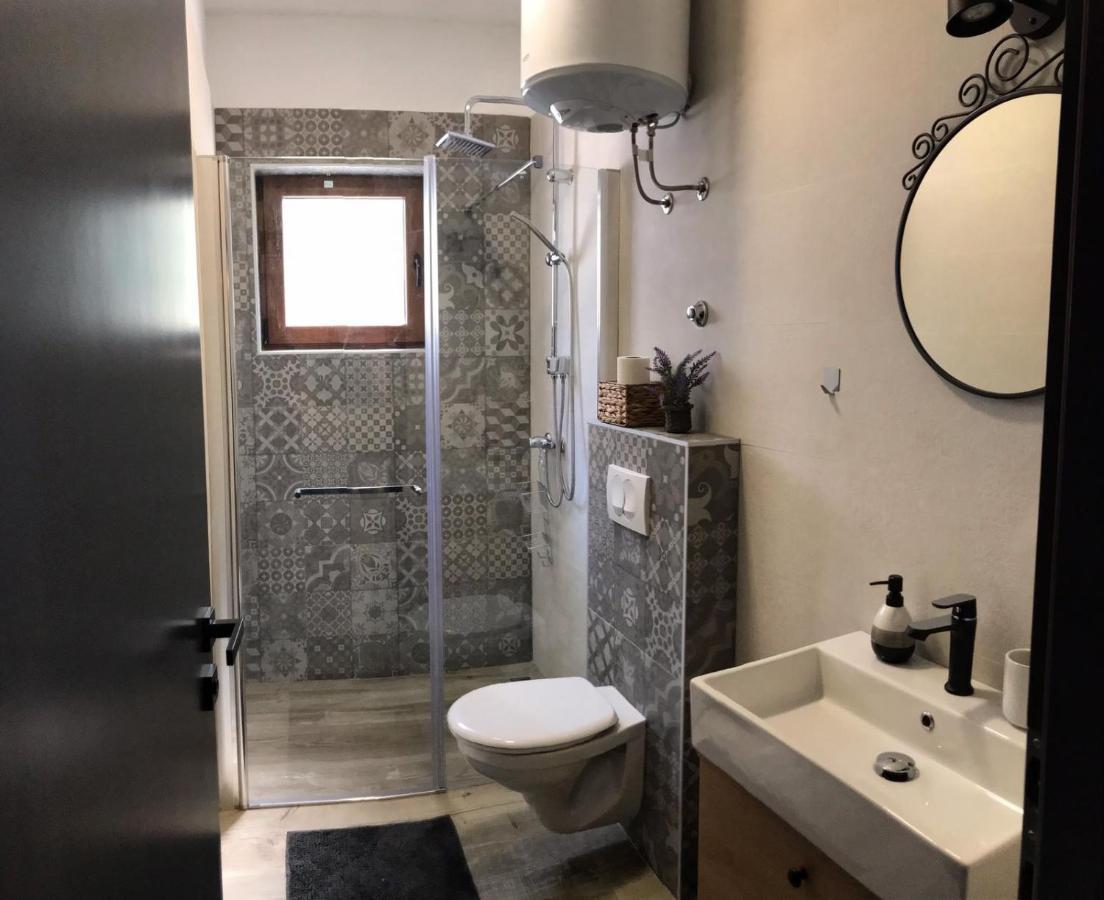 Apartmani Rina Donja Jagodnja Exterior foto